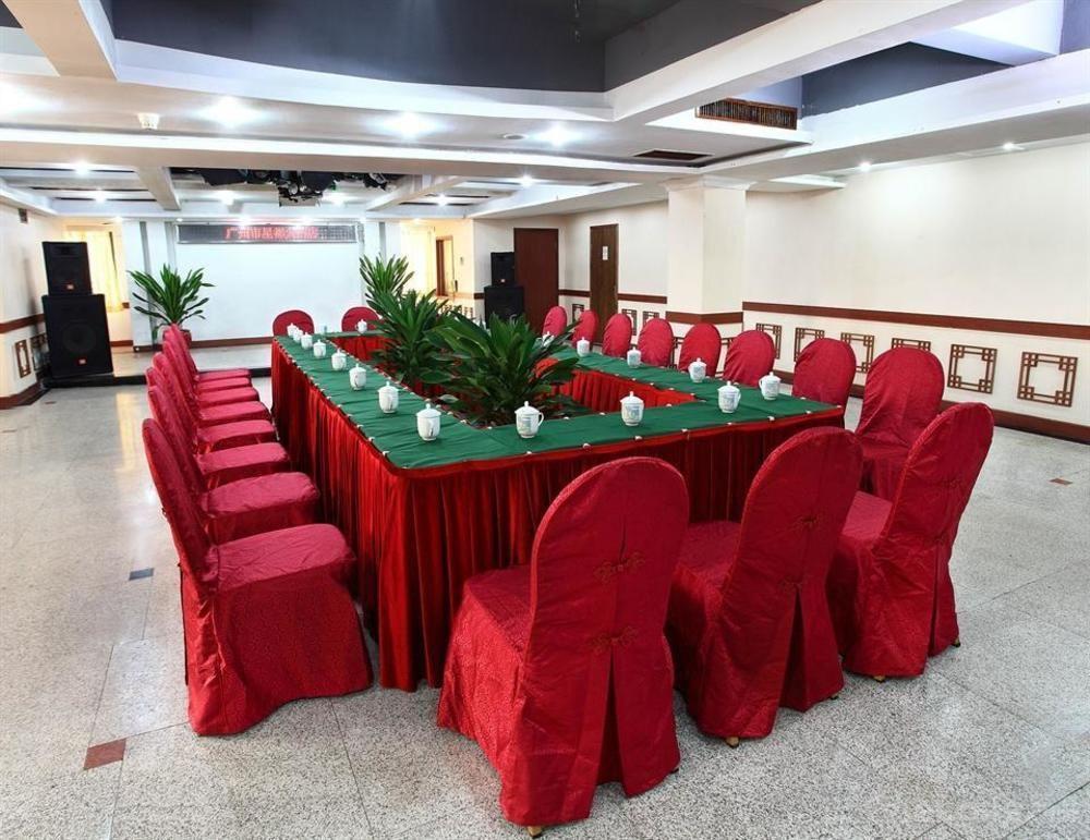Yizhi Hotel Changgang Metro Station - Free Shuttle Bus During Canton Fair Guangzhou Exterior foto